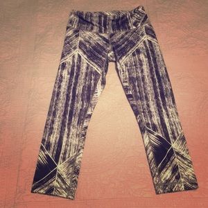 New ... Lululemon Size 4